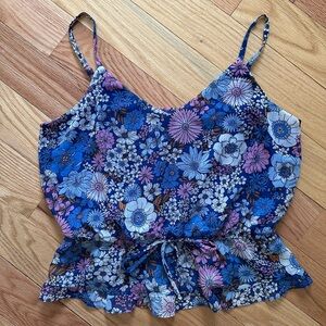 Floral Ruffle Tank ✨